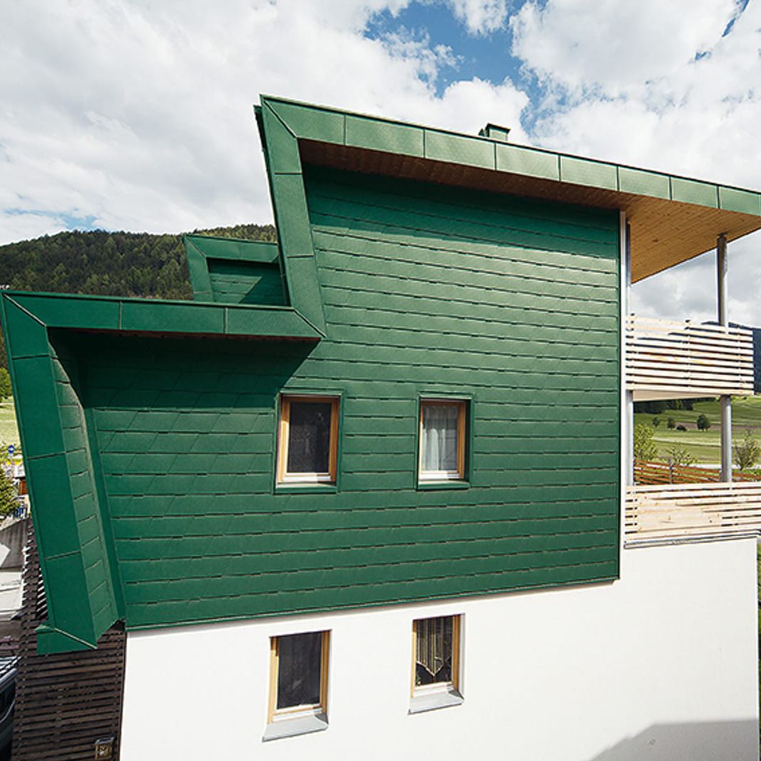 Aluminum shingle PREFA Aluminiumprodukte GmbH for facade cladding