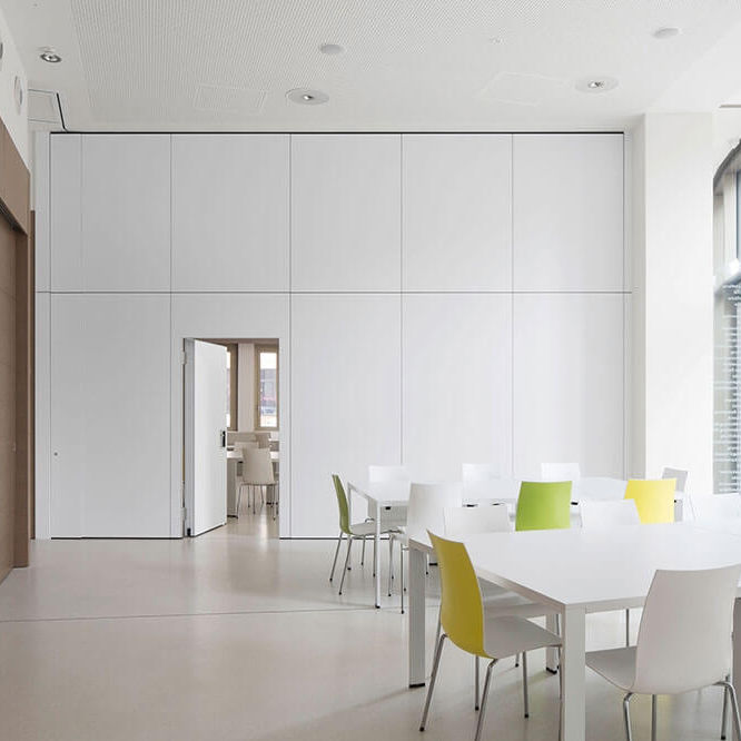 Sliding partition VARIFLEX 100 DORMA Hüppe Raumtrennsysteme glass