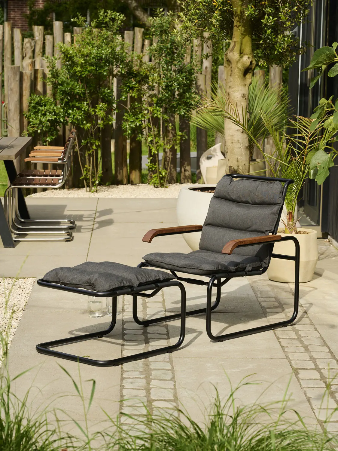 Bauhaus design club chair - S 35 LV - THONET - leather / mesh