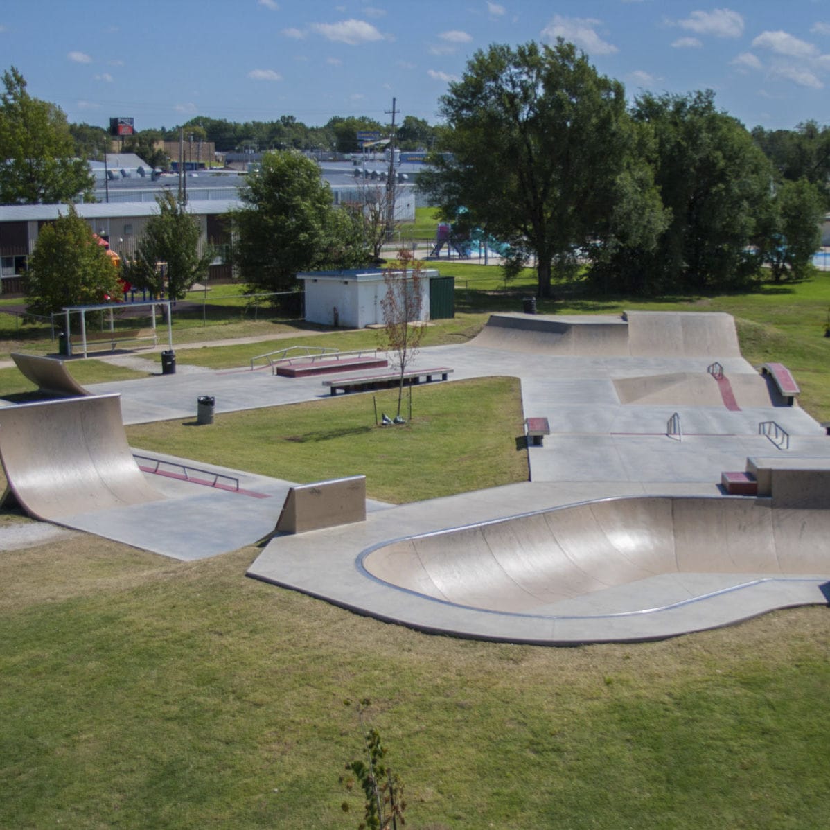 Concrete skatepark JOPLIN, MO World Skate Parks