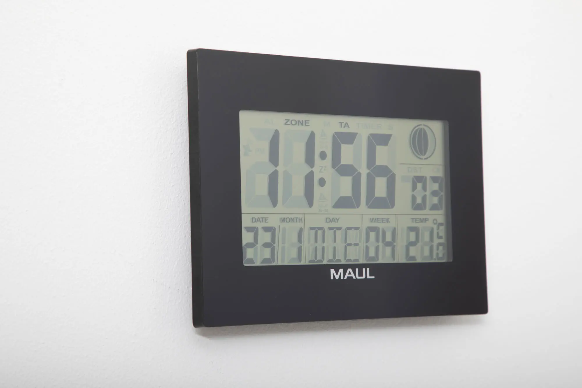 Contemporary Clock Flow Maul Digital Desk Plastic
