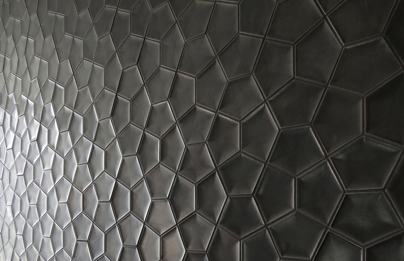 Indoor tile PENTA 3D Daniel Ogassian wall / ceramic / geometric