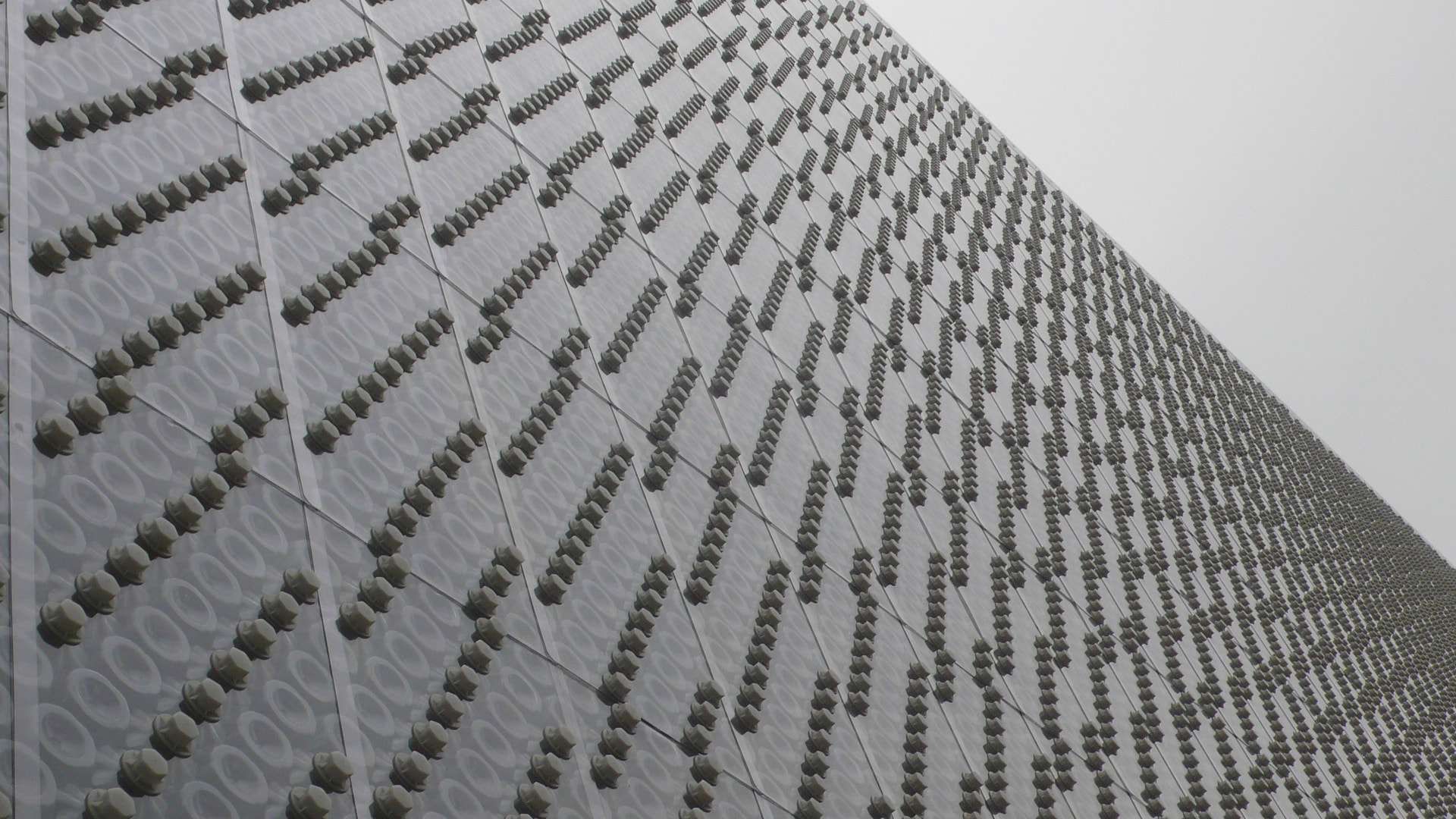 Panel Curtain Wall Recycled Plastic Durable Polli Brick