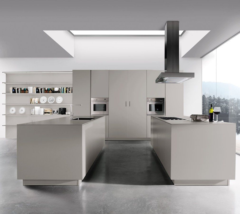 Miton Sincro handleless island kitchen in white and wood