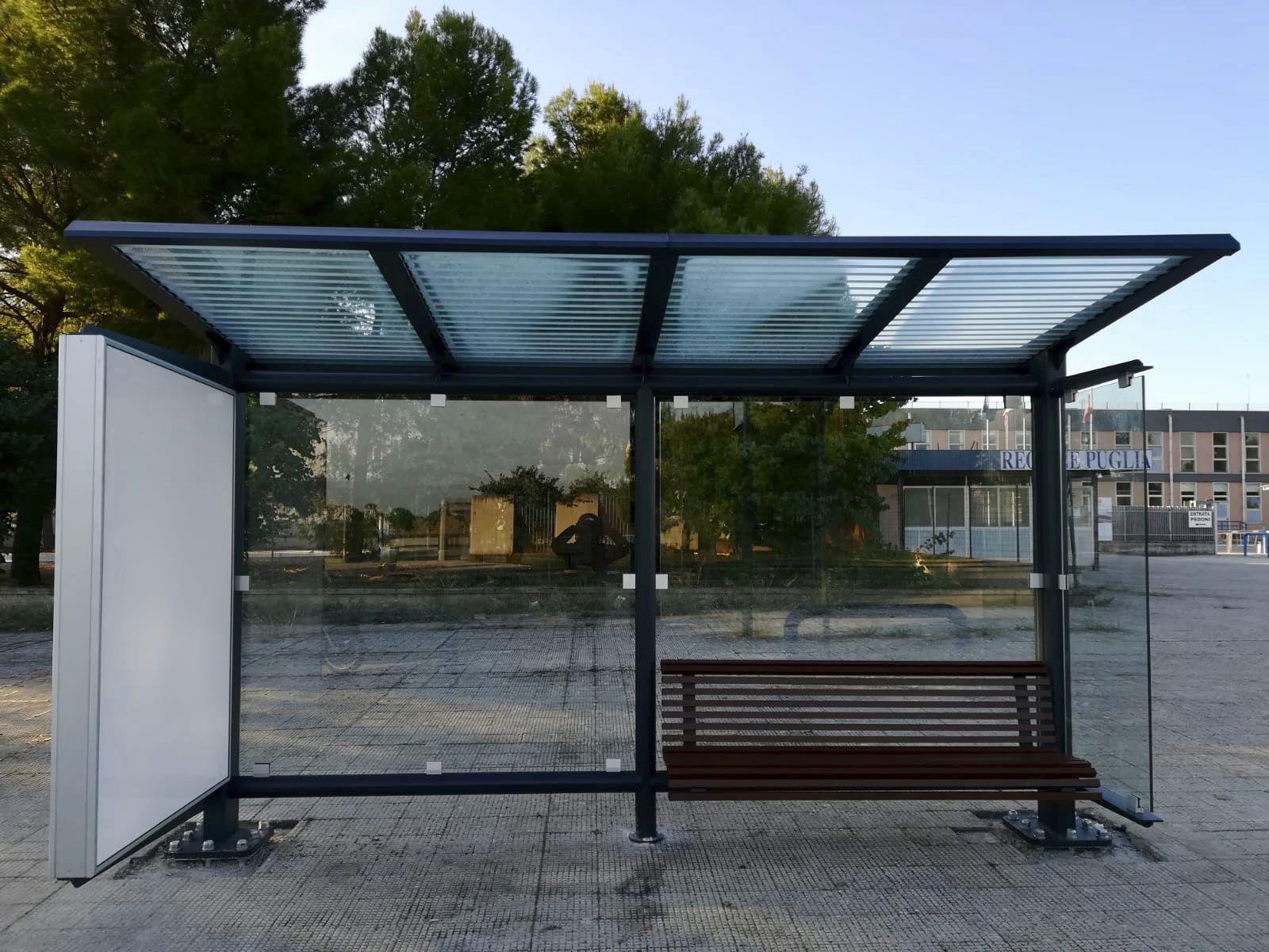 Glass bus shelter - GLASS - CITYSI srl - galvanized steel / stainless steel