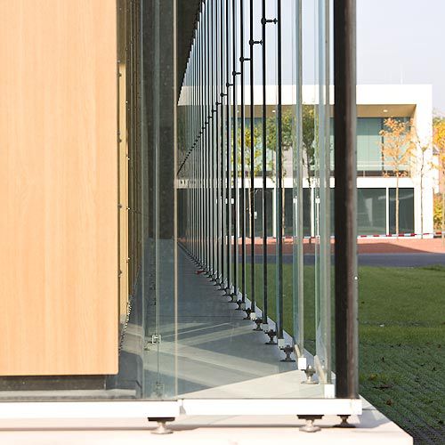 Strip cladding - MAX-BORN-BERUFSKOLLEG, RECKLINGHAUSEN - Schindler ...