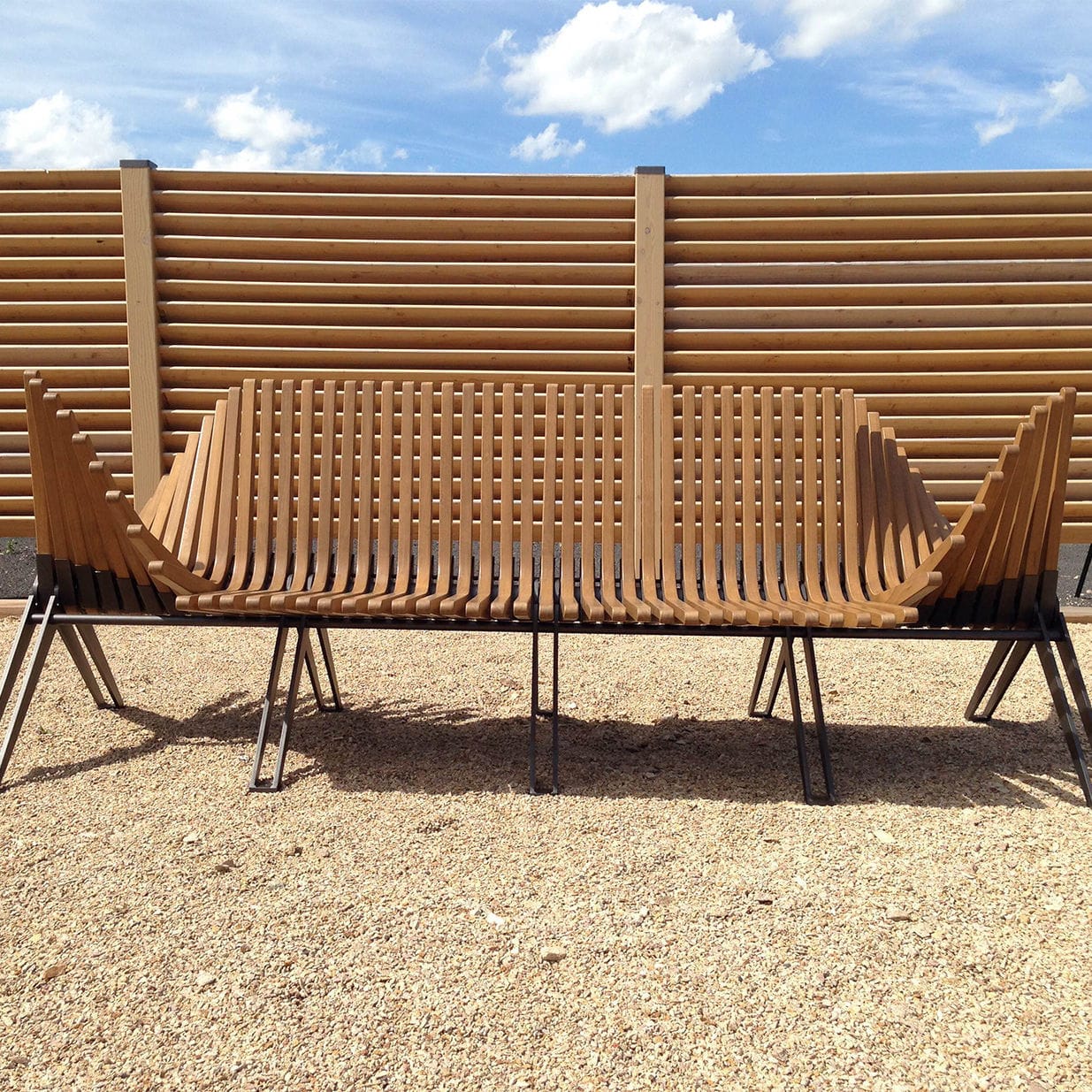 Contemporary public bench UNITED ARAB EMIRATES Accsys Technologies