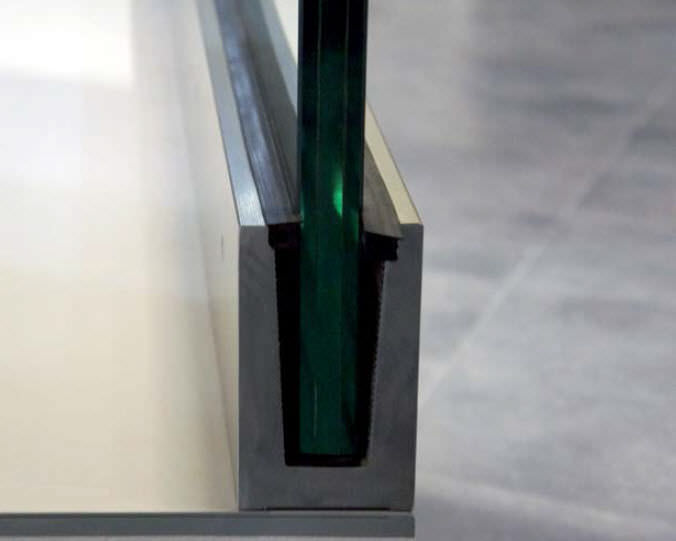 Metal fastening system GLASS U EXTRA STRONG AALCO METALS LIMITED