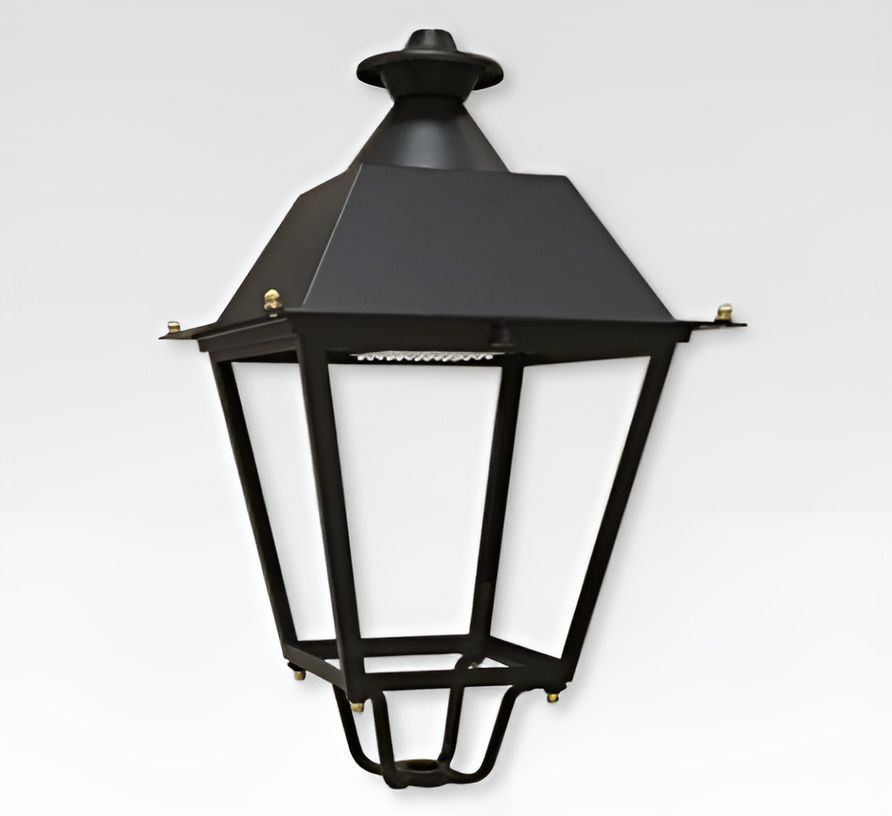 urban-lamp-post-villa-579-al-mayja-s-l-garden-traditional-pmma