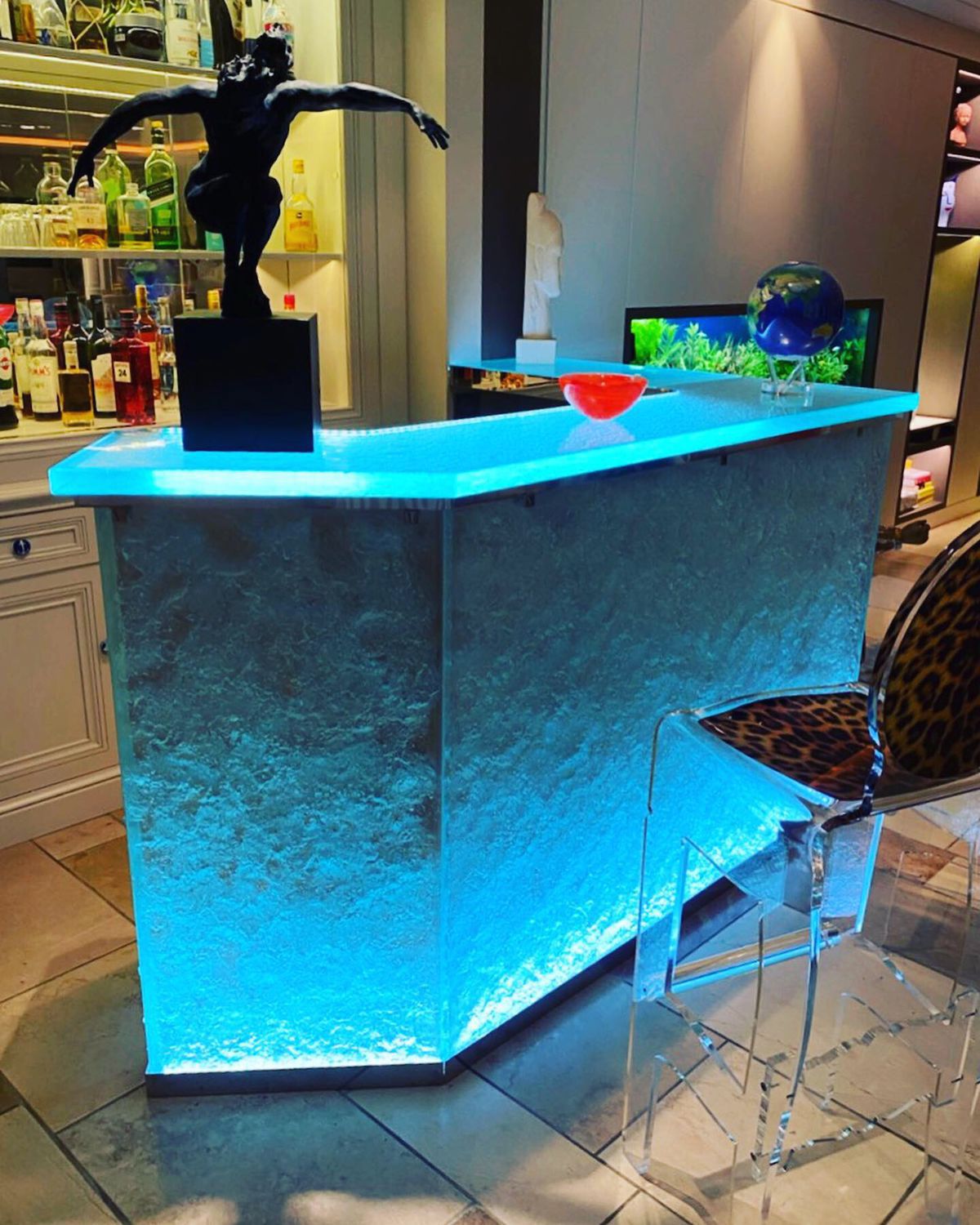 Bar counter ThinkGlass glass / corner / illuminated