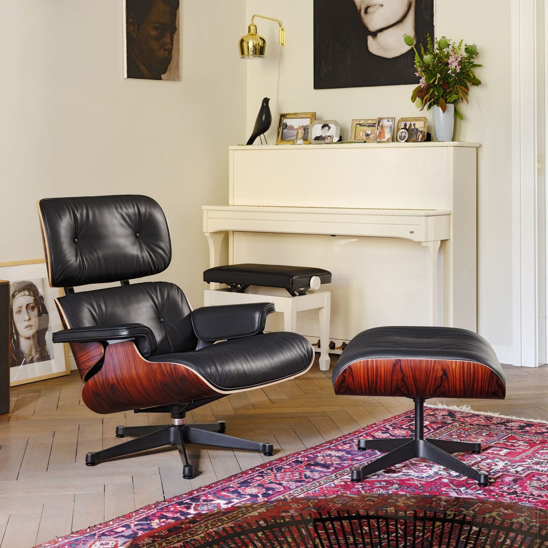 Contemporary armchair - vitra - fabric / leather / walnut