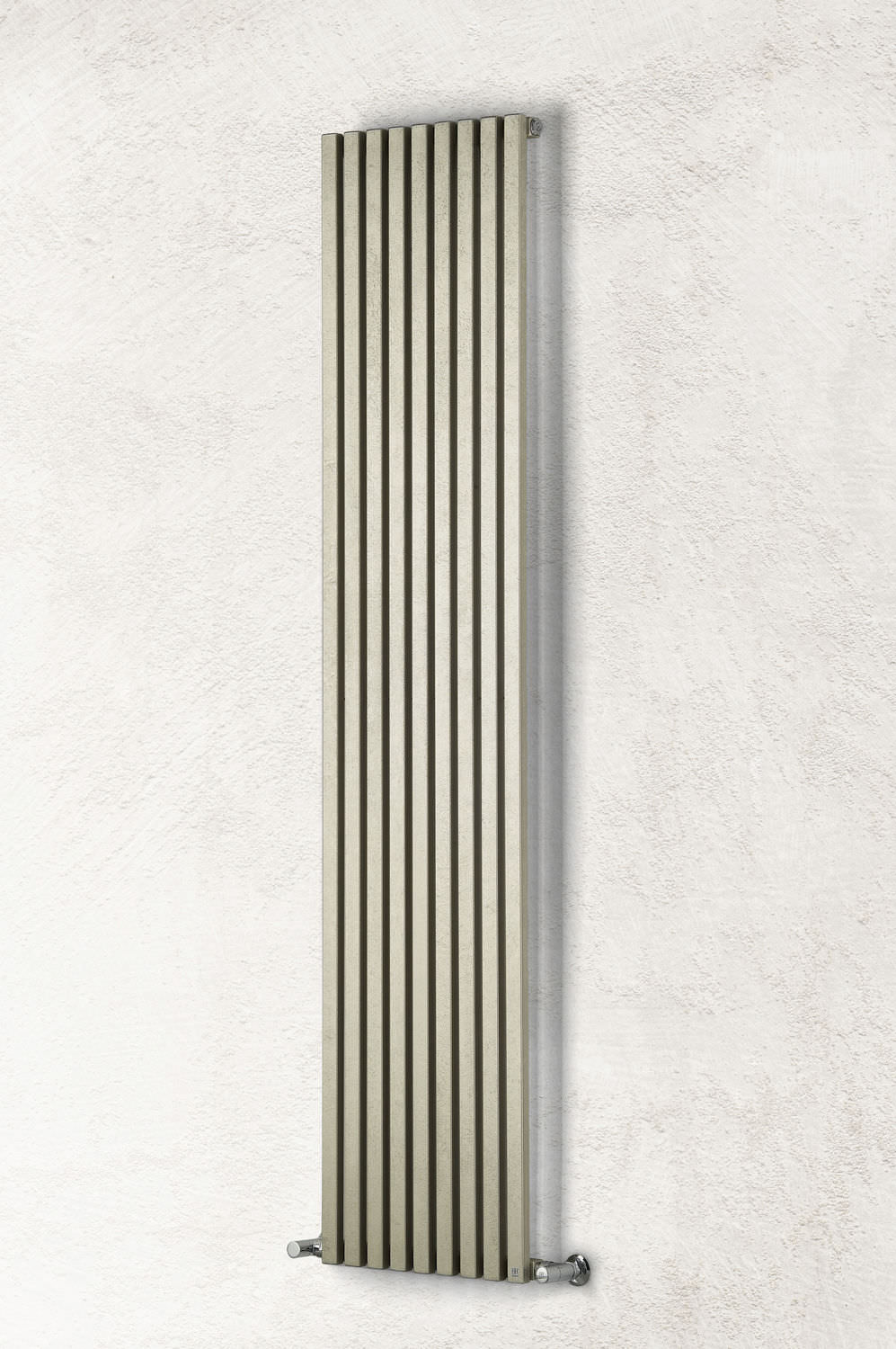 Hot water radiator - TAHITI - BRANDONI - contemporary / metal / wall ...