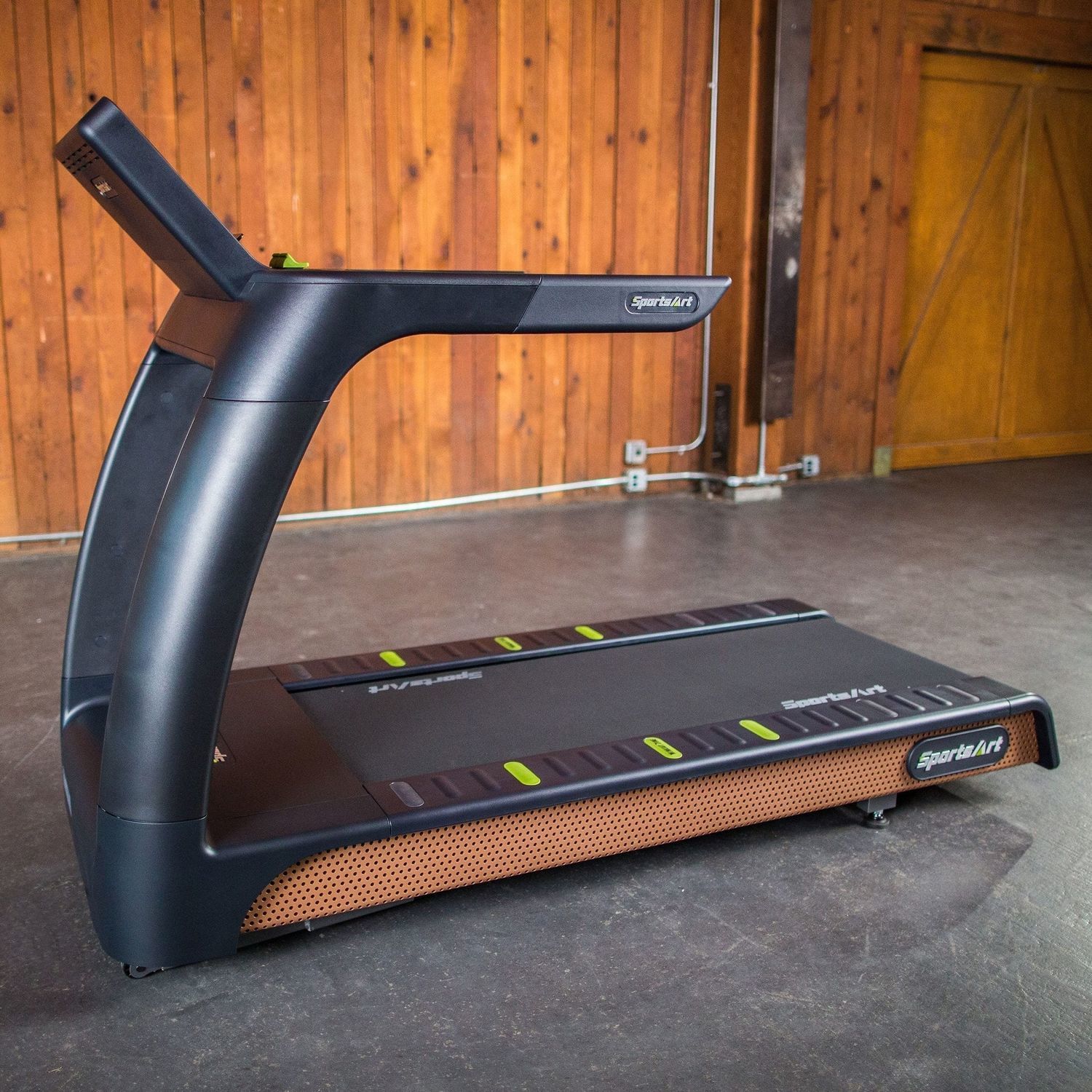 Programmable treadmill T67619″ SportsArt Fitness