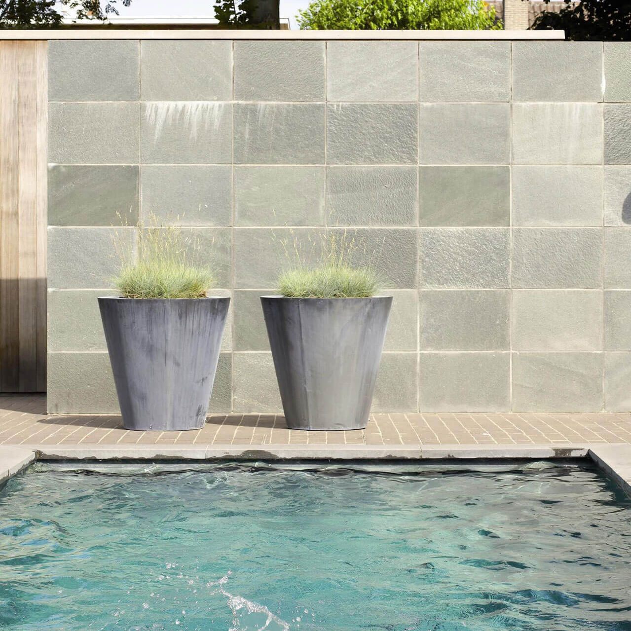 Zinc plant pot HZRR1 DOMANI conical / home / for public spaces