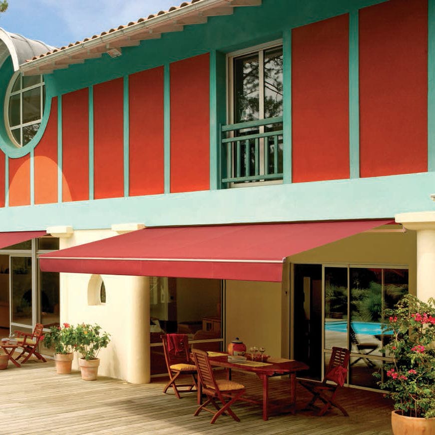 Folding-arm awning - HORIZON - FRANCIAFLEX - manual / motorized / patio