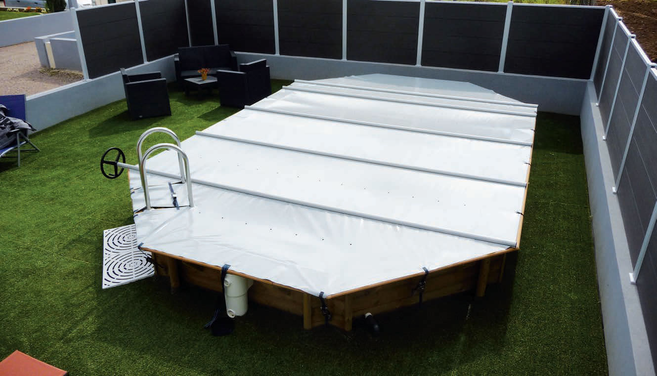 Swimming pool cover with rods WALU WOODSTAR Walter Piscine