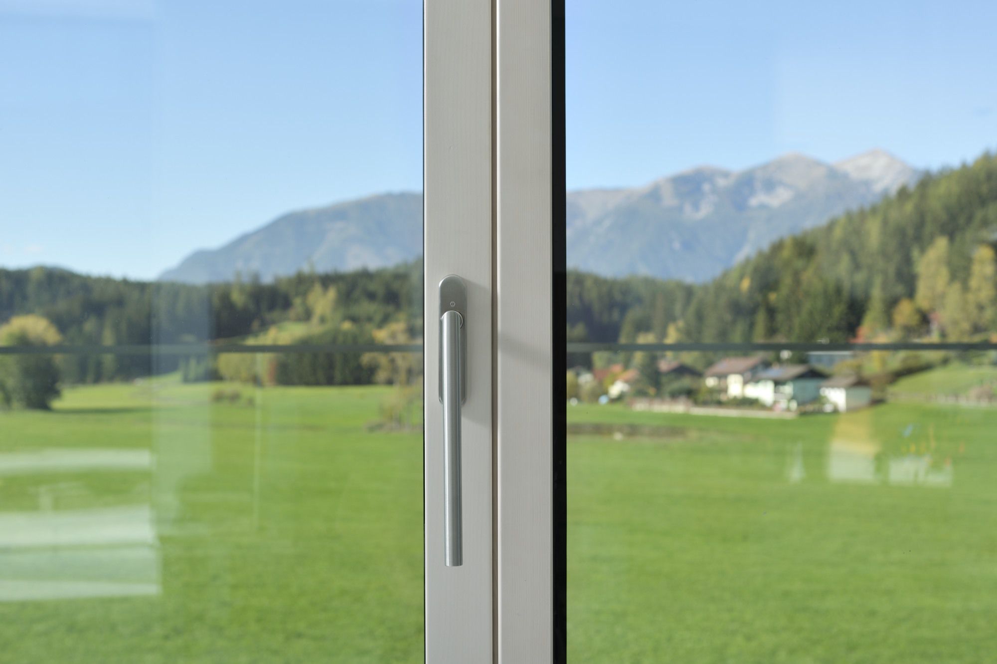 Liftandslide patio door PANORAMIC M SORA aluminum / double