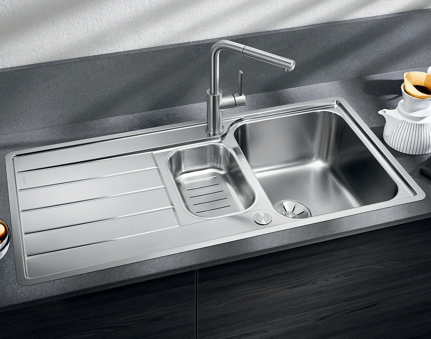 Double kitchen sink CLASSIMO BLANCO GmbH + Co KG with drainboard