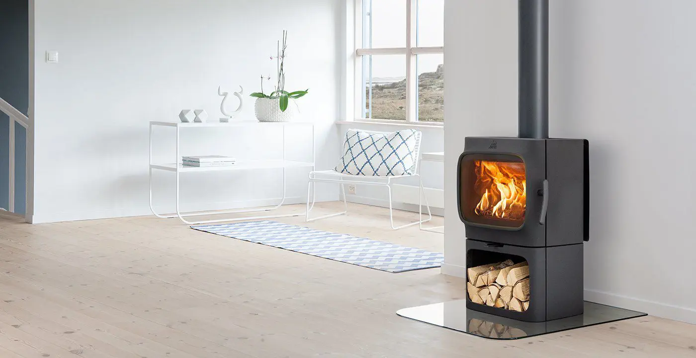 Wood heating stove - F 305 SERIES - Jøtul - 7.5 kW / contemporary / cast  iron