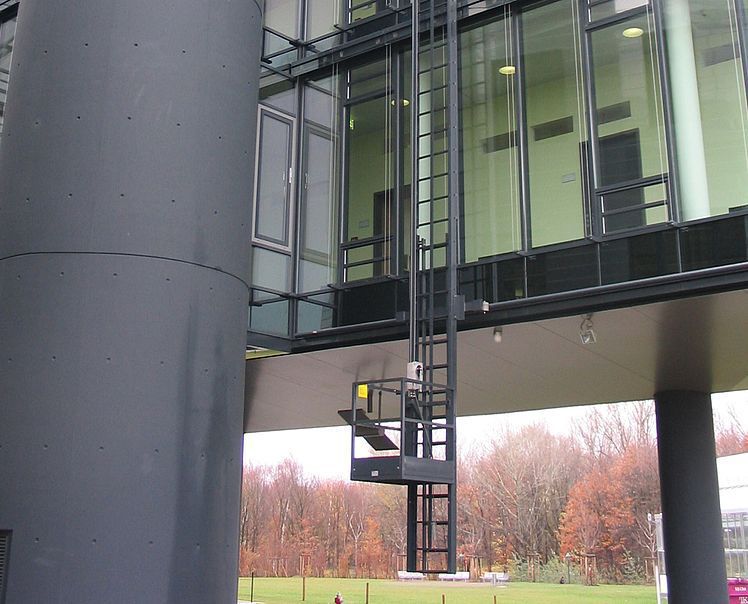 Motorized cage ladder - Cleaning - GEDA GmbH - metal