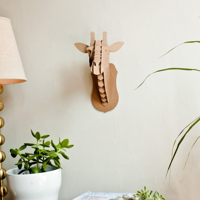 Cardboard sculpture JULIETTE GIRAFFE HEAD cardboard safari wall