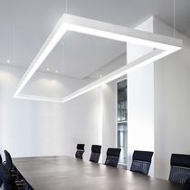 Hanging light fixture / surface-mounted...