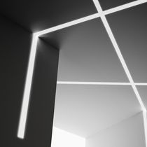 Wall-mounted lighting profile / ceiling...