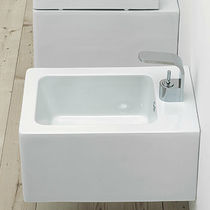 Wall-hung toilet / ceramic