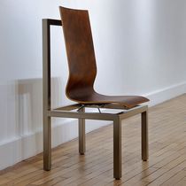 Contemporary chair / beech / metal base