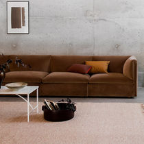 Traditional sofa / brown / beige / black