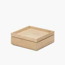 Storage box