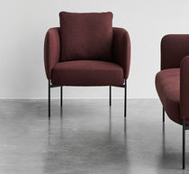 Contemporary club chair / leather / fabric...