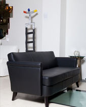 Contemporary sofa / black / leather / 3-seater