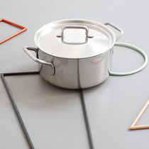 Trivet