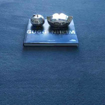 Tufted carpet / polyester / velvet / tertiary
