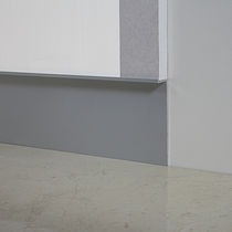 Aluminum baseboard