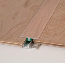 Aluminum expansion joint / for flooring