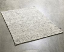 Contemporary rug / plain / New Zealand wool...