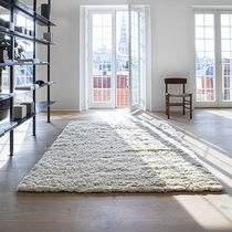 Contemporary rug / plain / New Zealand wool...
