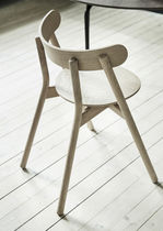 Traditional dining chair / oak