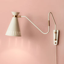 Traditional wall light / indoor / brass...