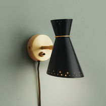Traditional wall light / indoor / brass...