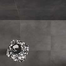 Indoor tile / wall / floor / porcelain stoneware