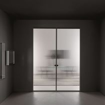 Indoor door / sliding / glass / aluminum