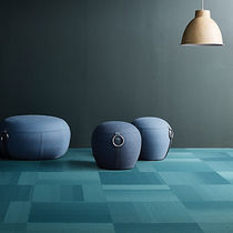 Carpet tile / loop pile / polyamide / tertiary