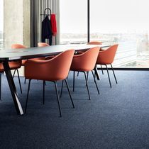 Loop pile carpet / polyamide / plain / gray