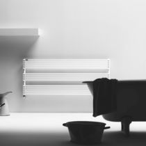 Hot water towel radiator / <500 w / 501...