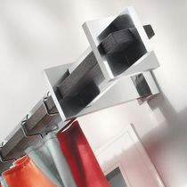 Aluminum curtain rod