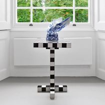 Original design vase / porcelain