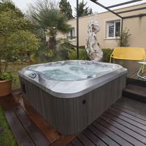 Above-ground hot tub / square / 5-person...